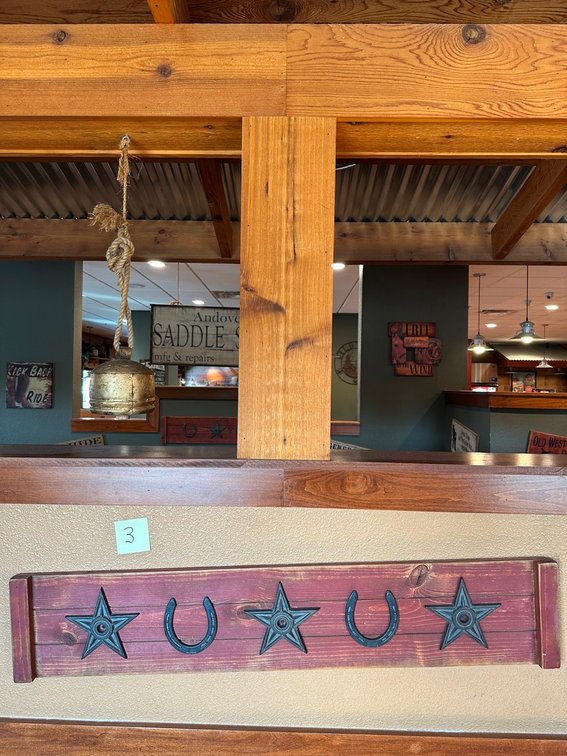 Wall art w/ stars & horseshoes + hanging bell + Howdy sign
