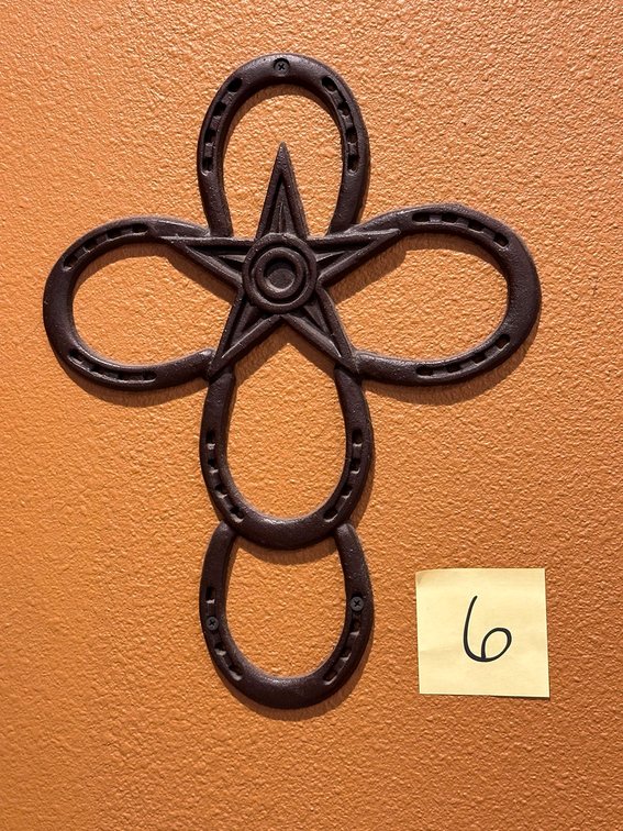 Horseshoe Cross