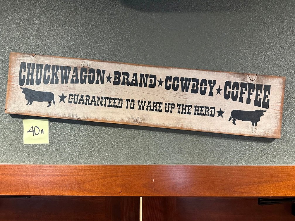 Chuckwagon & Oregon Trail + metal Welcome signs