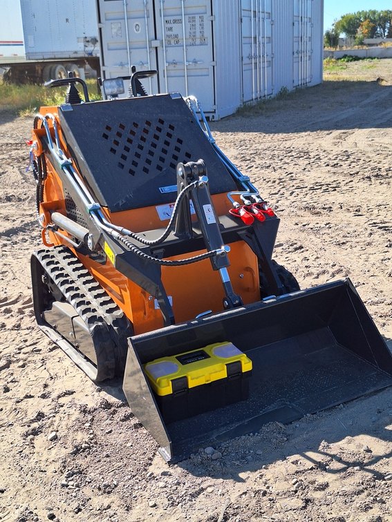 2025 LandHero Mini Skid Steer Loader, 23 HP, Unused