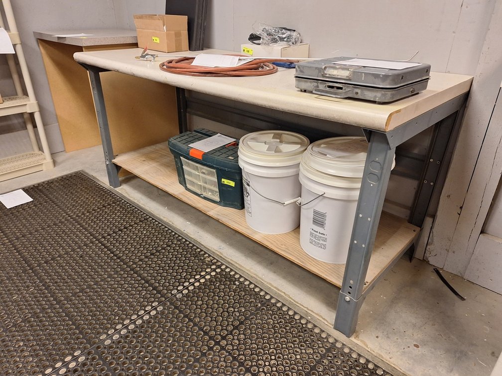 Work Bench 72"x30"x32", Table 33"x25"x36"