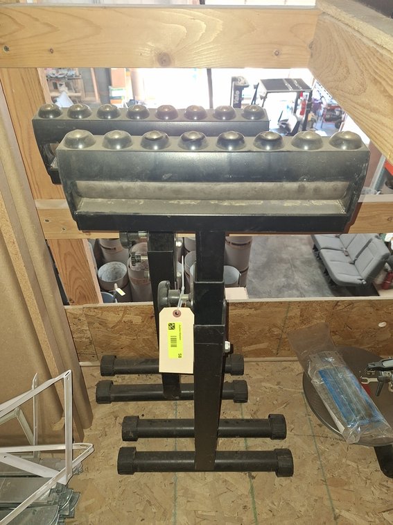 2 Roller Stands