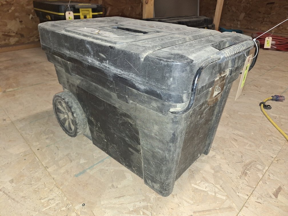 Dewalt Poly Tool Chest on Wheels