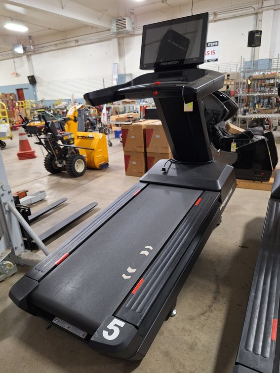Free Motion 122.9 Reflex Treadmill with iFit, Model FMTL70920M1-30.0