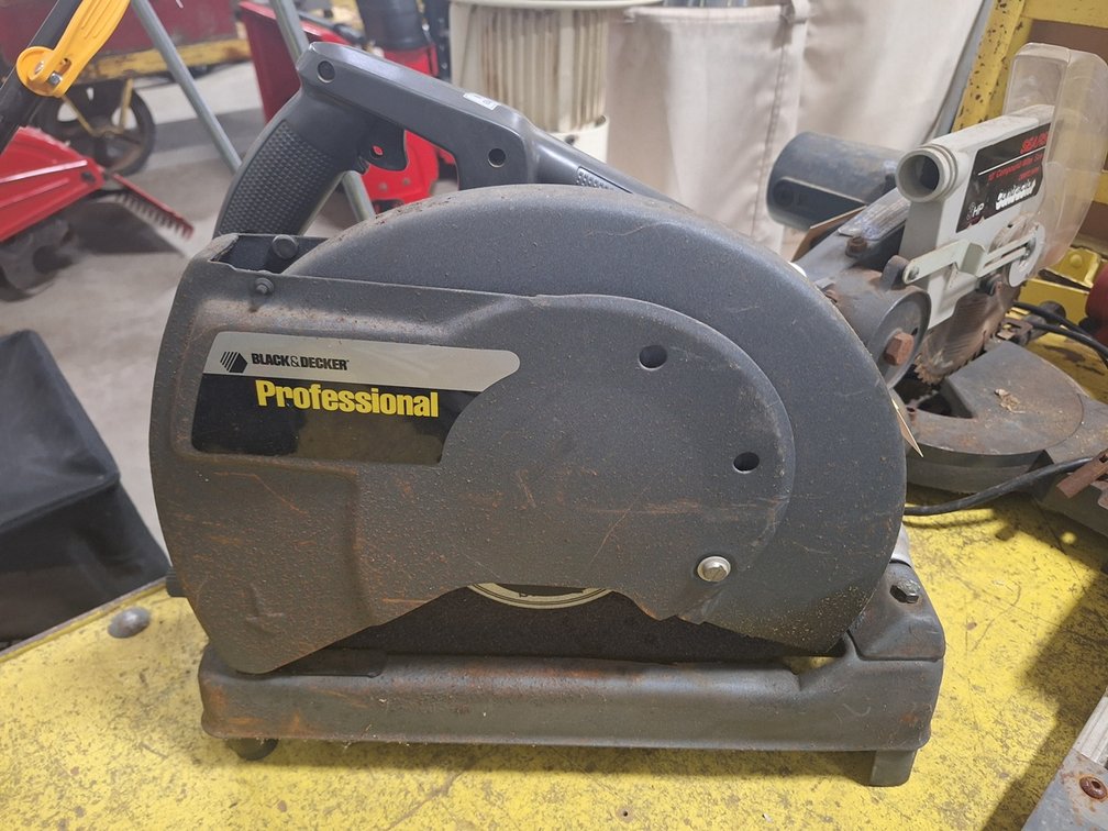Black & Decker Professional 14" Chop Saw, 120V