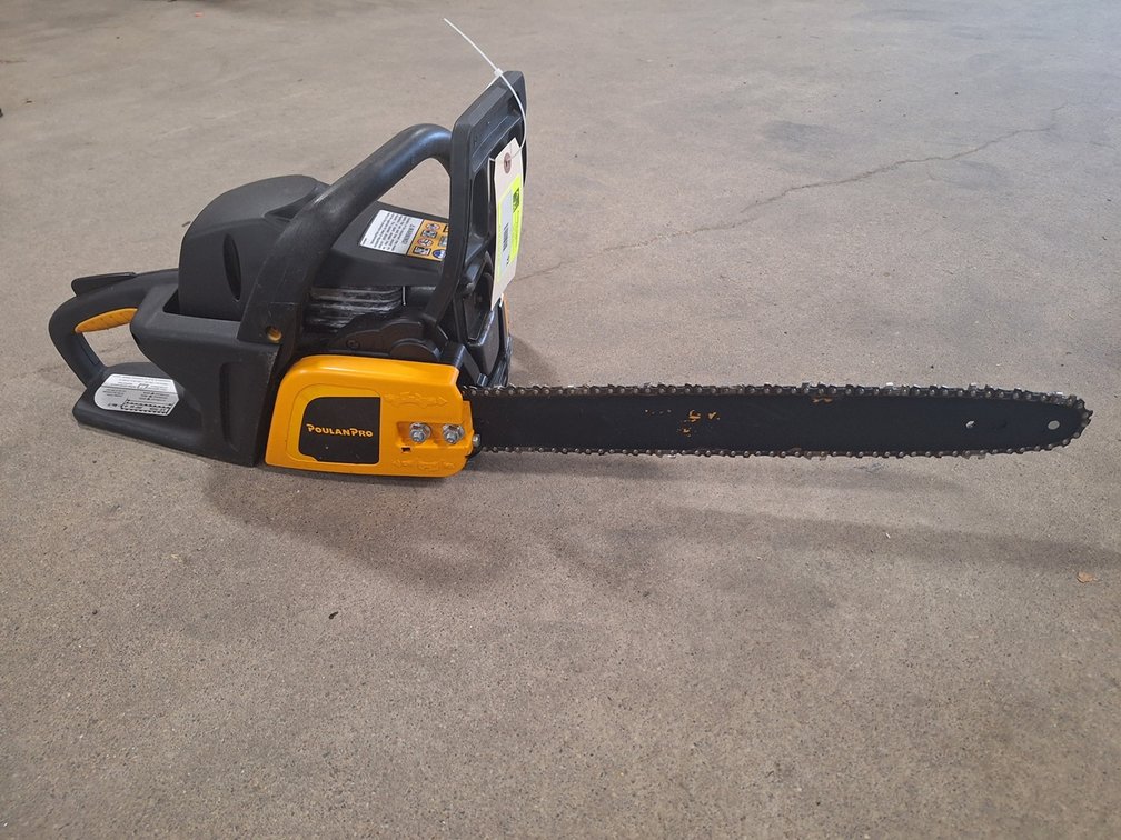 Poulan Pro 18" Gas Chainsaw