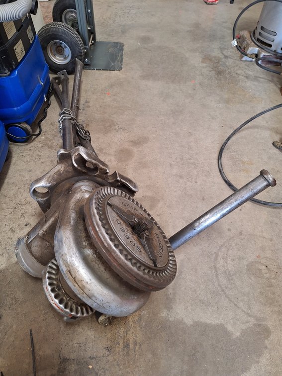 Ridgid Speed Grip Pipe Threader, 51"