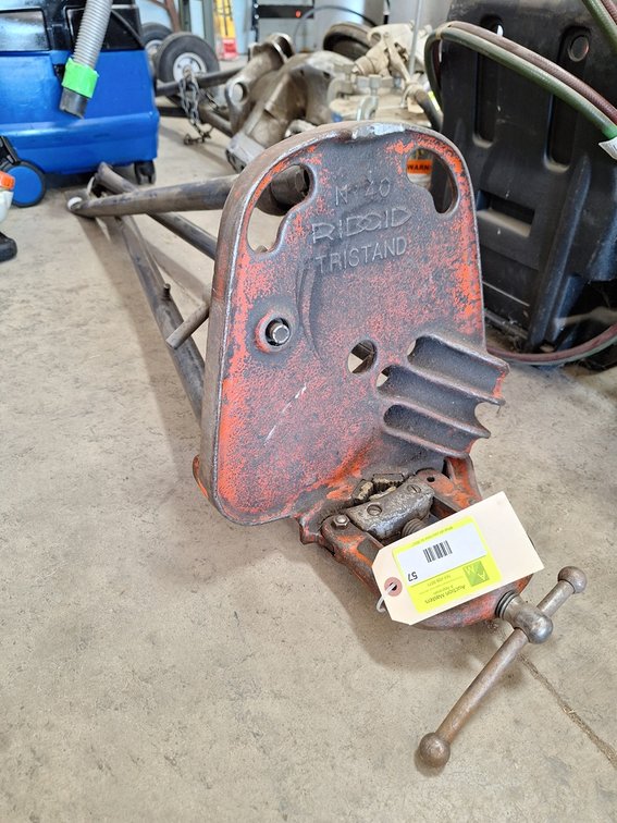 Ridgid Tri stand, 49"