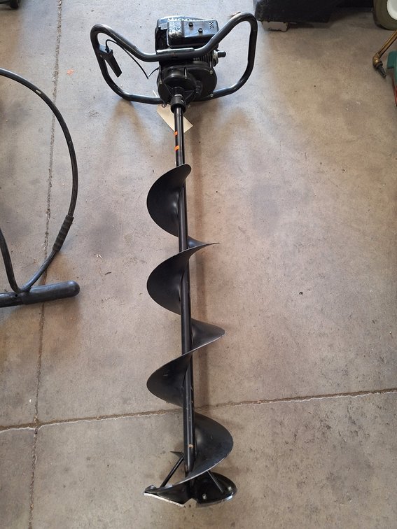 Strikemaster Ice Auger, Model 49CC