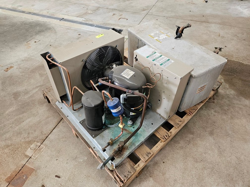 Copeland Refrigeration Compressor with Heatcraft Condenser, 1 PH
