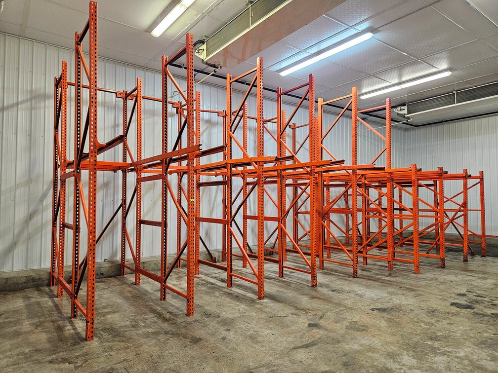 Pallet Racking, Set Up for Bin Storage, 12 Uprights 13'4"x40", 8 Uprights 8'x53", 4 Uprights 7'x53", Assorted Connecting Bars and Bin Rails, Bolted to Floor, Bring Tools