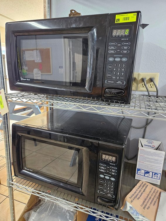 2 Assorted Microwaves