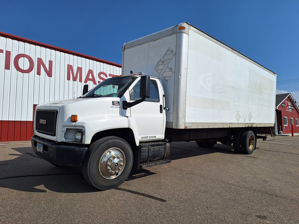 2007 GMC C7500 24' Box Truck