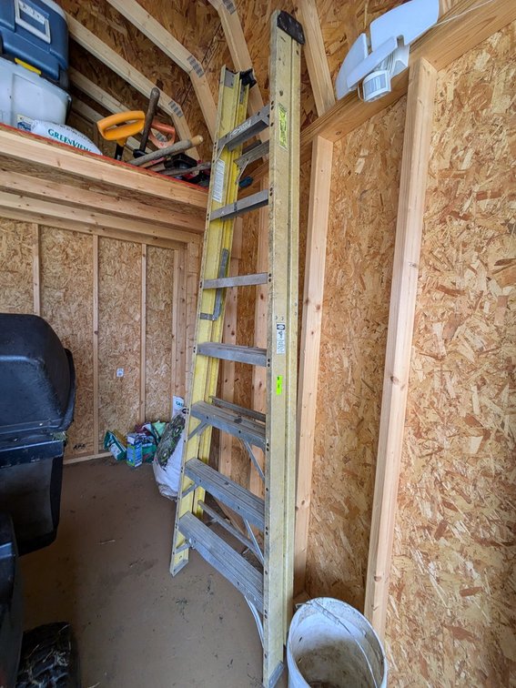 Werner Fiberglass 8' Step Ladder