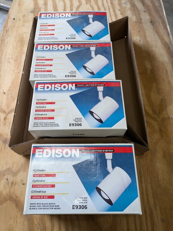 4 Track Lights