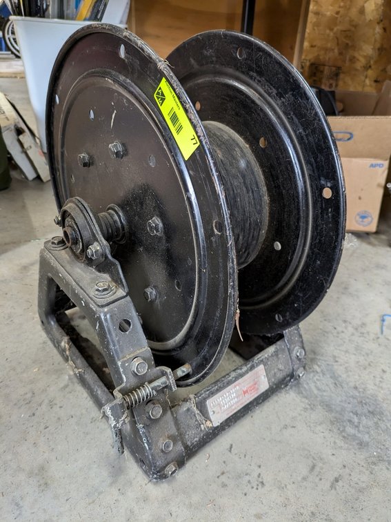 Wall Mount Reel