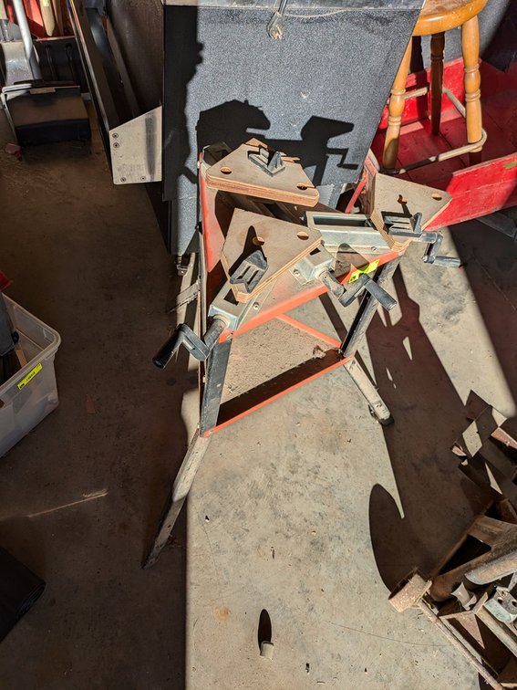 Adjustable Stand with 3 Legs
