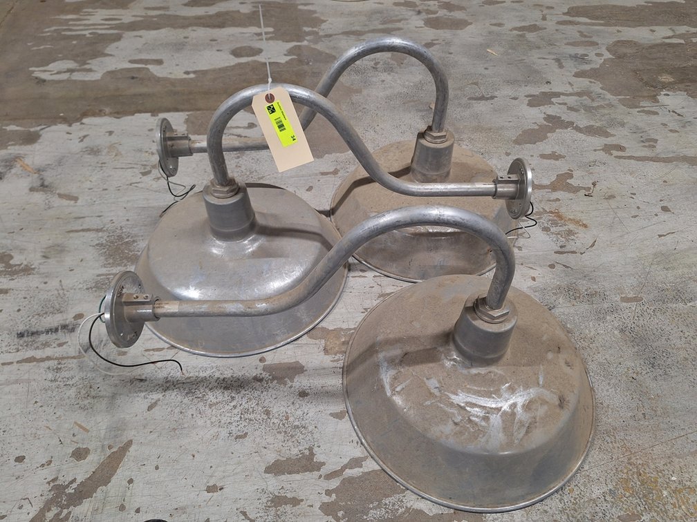 3 Curved Wall Mount Lights