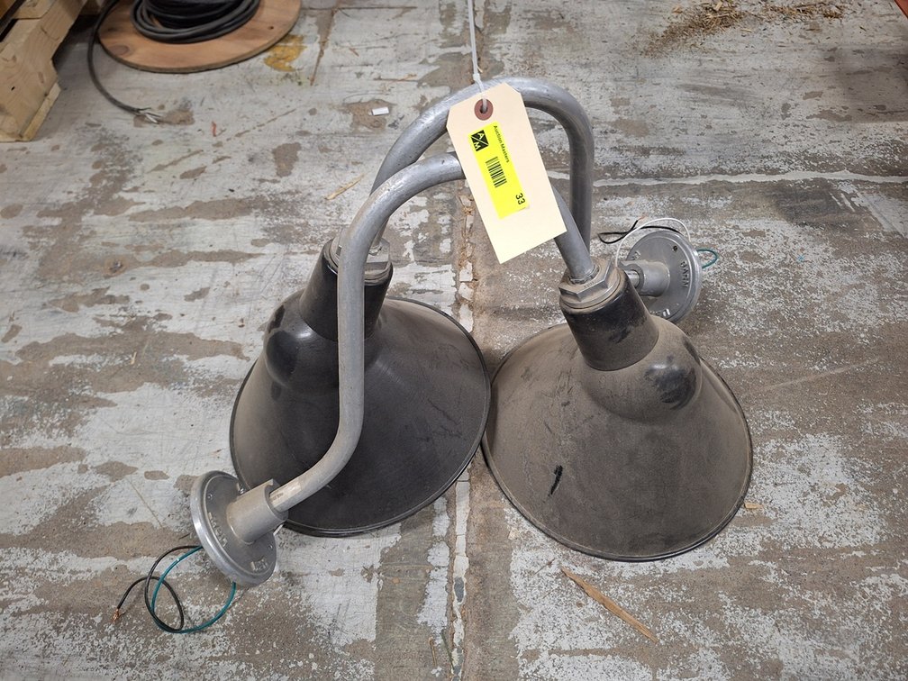 2 Curved Wall Mount Lights