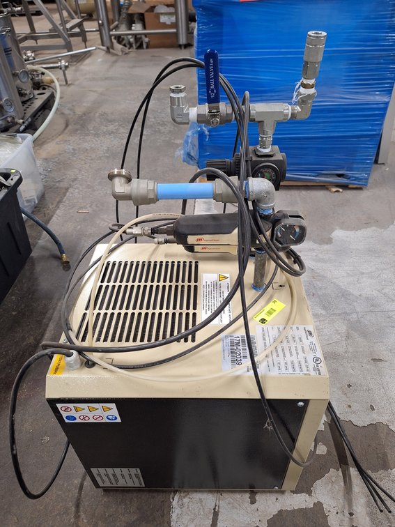 Ingersoll Rand Refrigerated Air Dryer, Model D42IN, 115V
