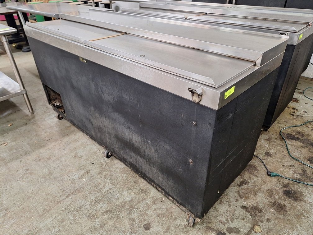 Perlick Bar Cooler on Wheels, Model 72620PUL, 115V, 72"x25"x38", Runs and Cools