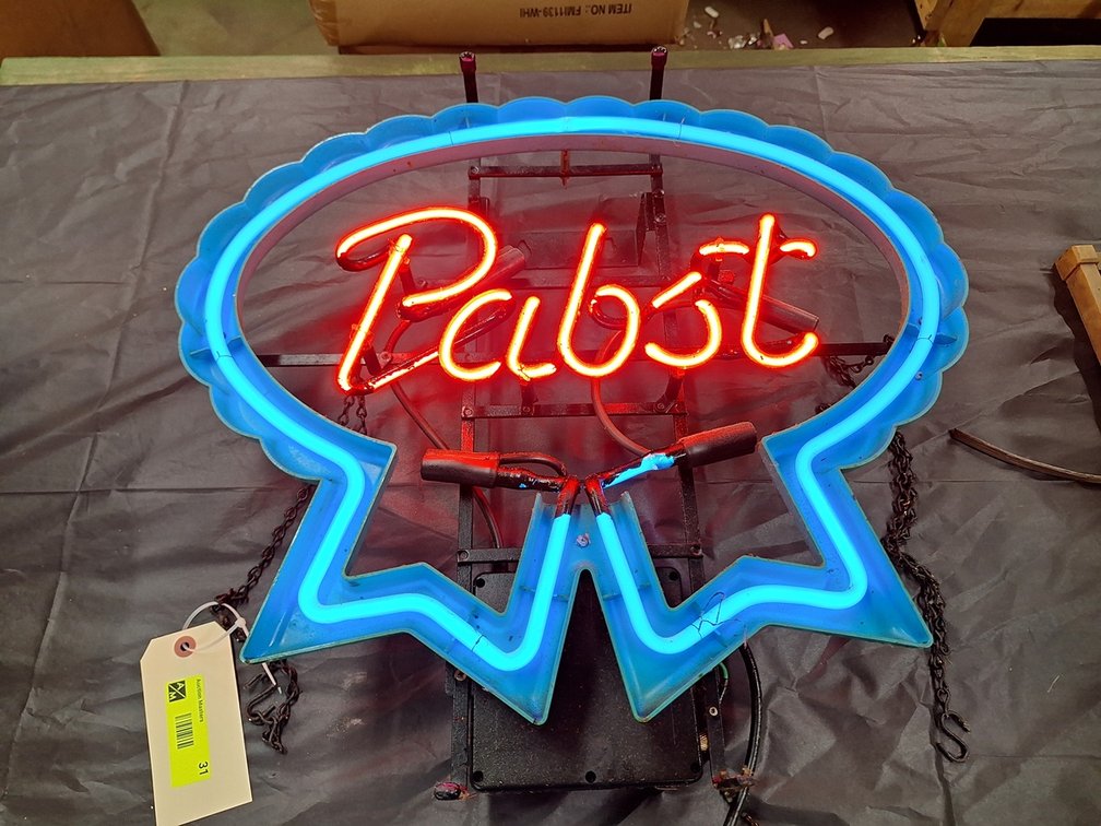 Vintage Rare Pabst Neon Sign, 22"x21"