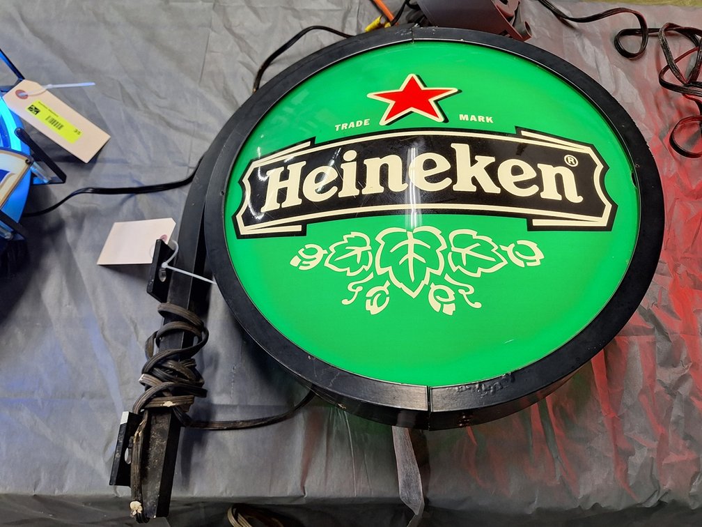 Heineken Light, 21"x24"