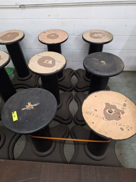 7 Table Bases