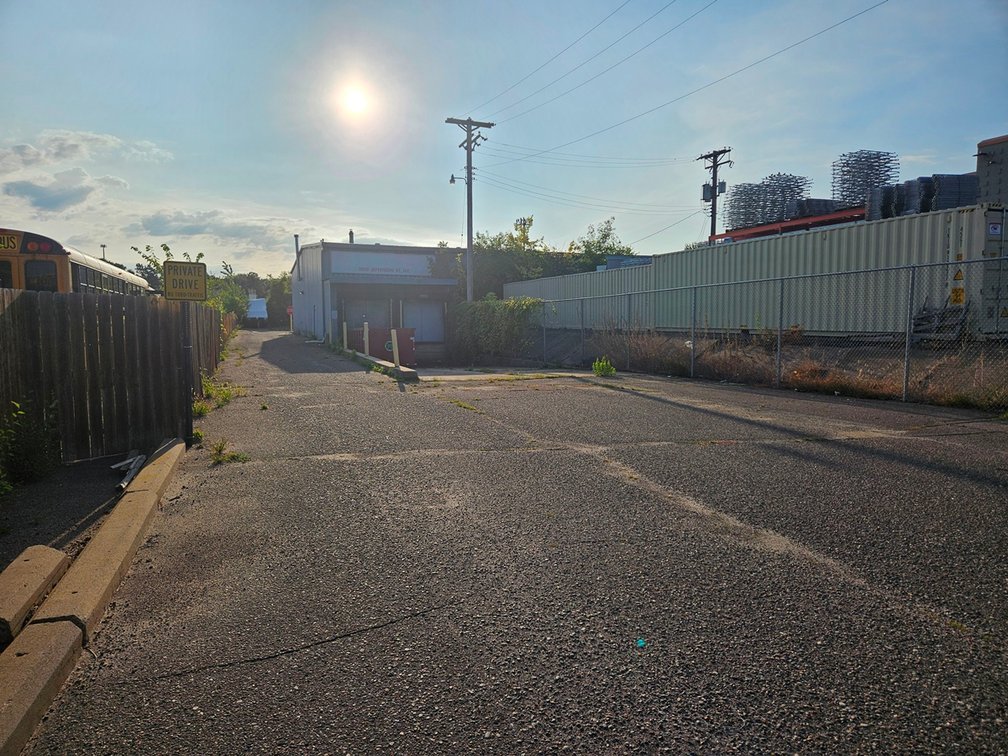 Info Lot - Location Info
