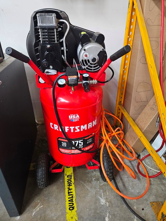 Craftsman 30 Gallon Air Compressor on Wheels, 175 PSI, Model CMXECXM301, 115V with Hoses