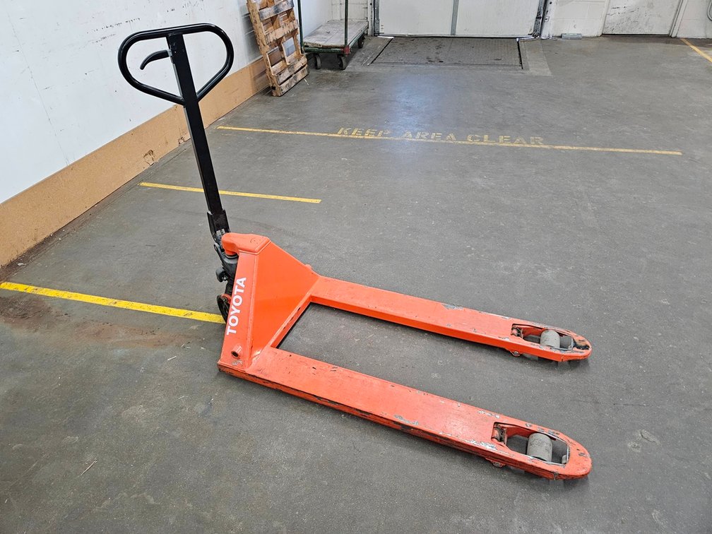 Toyota Pallet Jack, 5500 Lb. Capacity