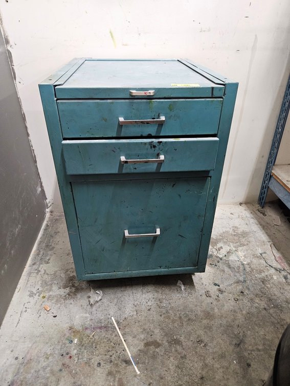 Metal 3 Drawer Cabinet