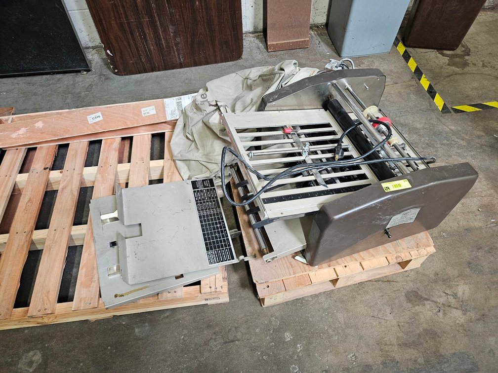 Yale Auto Folding Machine