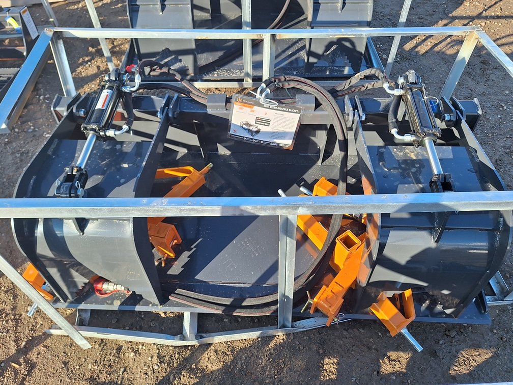 2025 Wolverine Grapple Bucket Attachment, Model GB-11-72W
