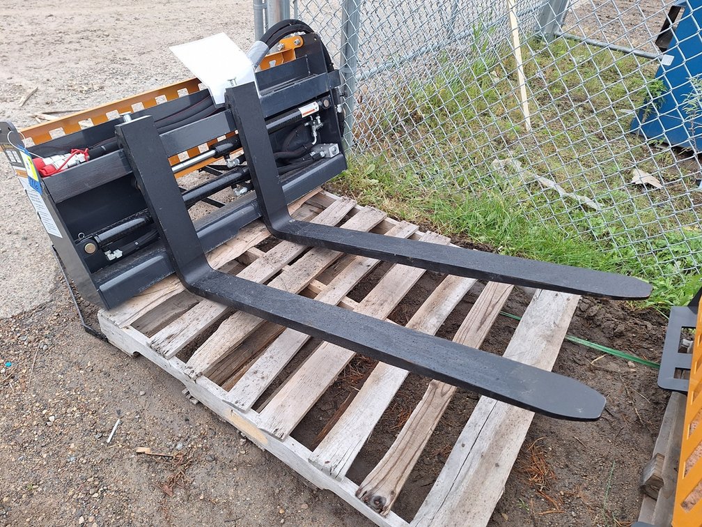 2025 Wolverine Pallet Fork Hydraulic Adjustable, Model PFA-11-3300G
