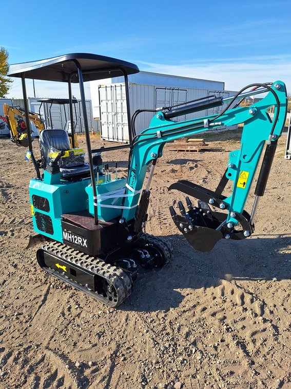 2025 CFG Mini Excavator, Model MH12RX
