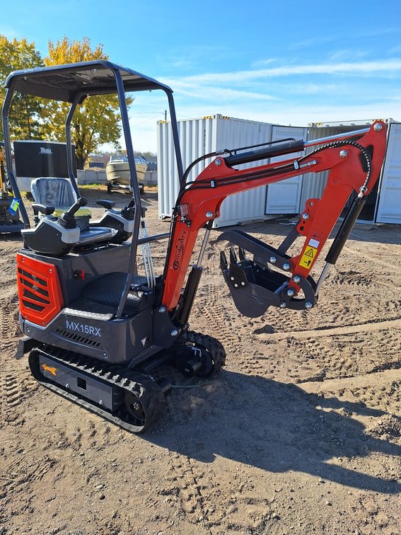2025 CFG Mini Excavator, Model MX15RX