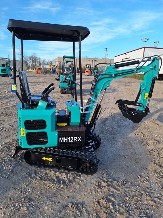 2025 CFG Mini Excavator, Model MH12RX