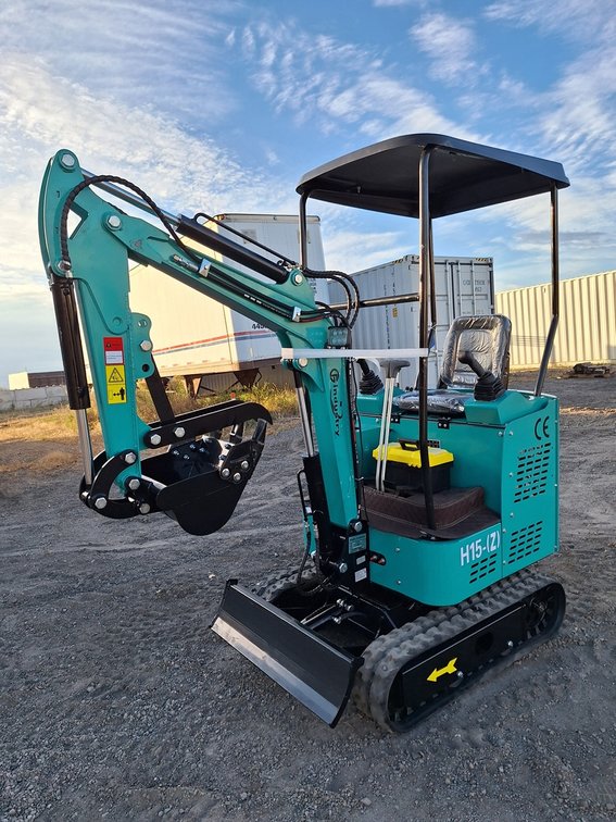 2025 CFG Mini Excavator, Model H15-(Z)