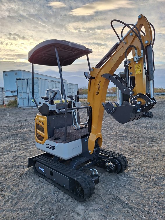 2025 CFG Mini Excavator, Model XZ20R