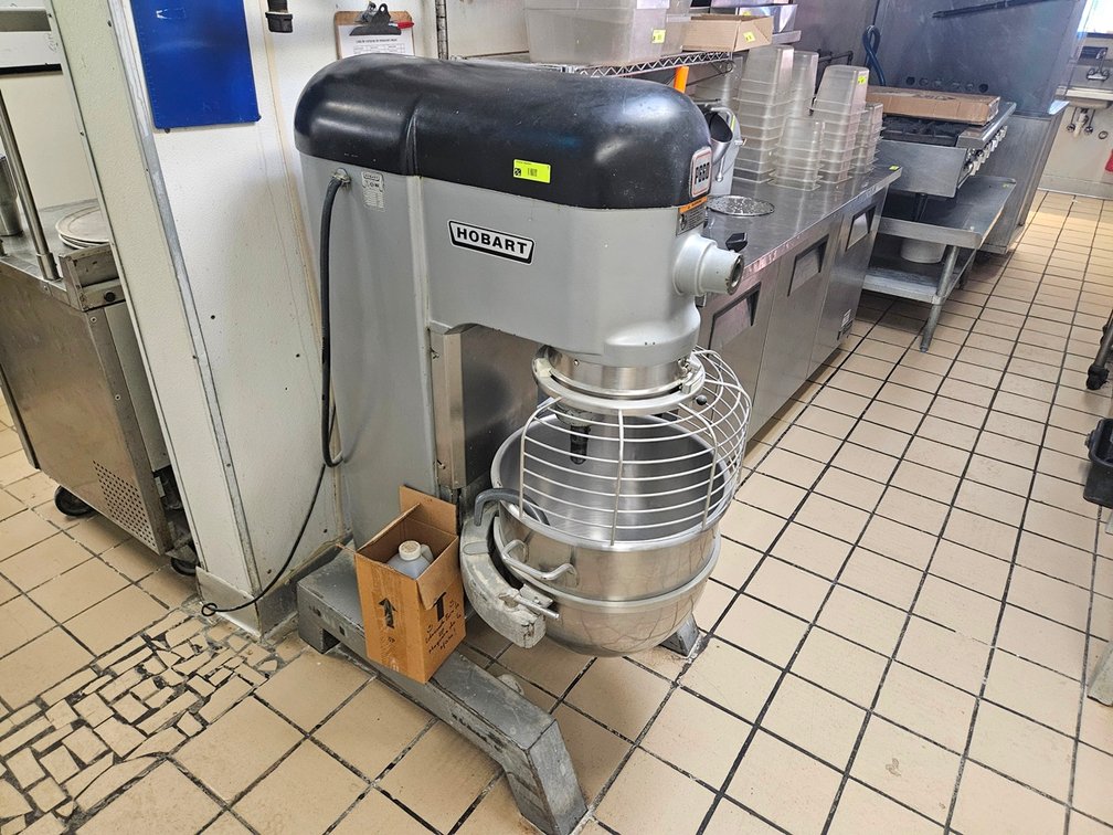 Hobart 60 Qt Mixer, Model P-660 with SS Bowl and Hook, 2.5 HP, 208-240V, 3 PH