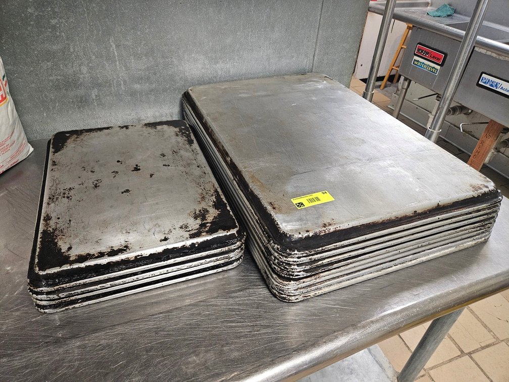 8 Aluminum Full Sheet Pans, 4 Aluminum Half Sheet Pans