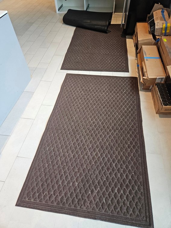 4 Entry Rugs, 3 - 60"x36", Runner 36" Wide