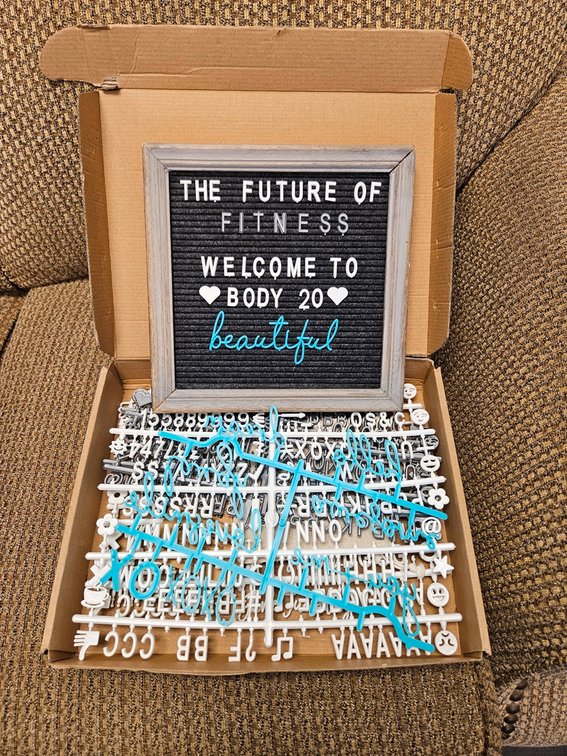 Sign Board 10.5"x10.5" with Letters and Numbers
