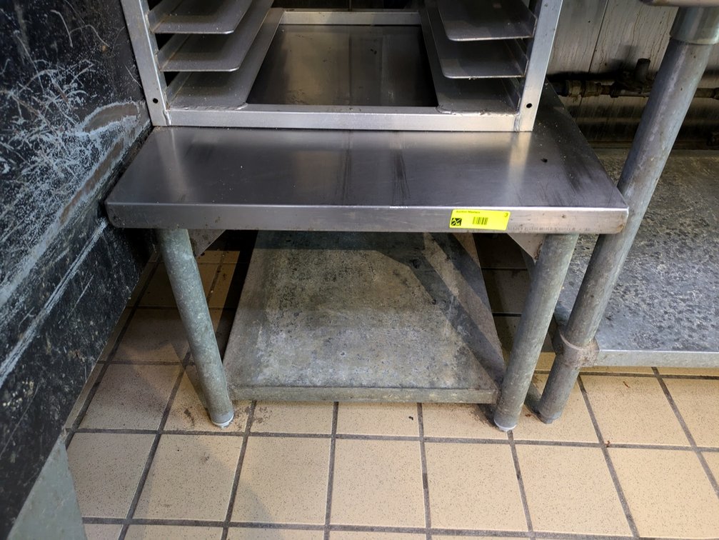 SS Equipment Stand with Undershelf, 24"x30"x20"