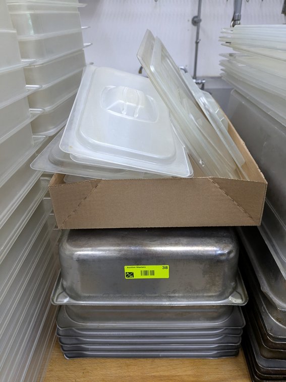 6 SS 1/3 Pans, 1 SS Half Pan, 3 Plastic Half Pans, Assorted Lids