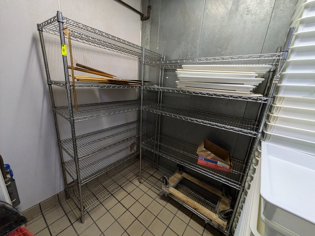 2 Wire Shelves, 48"x18"x72"