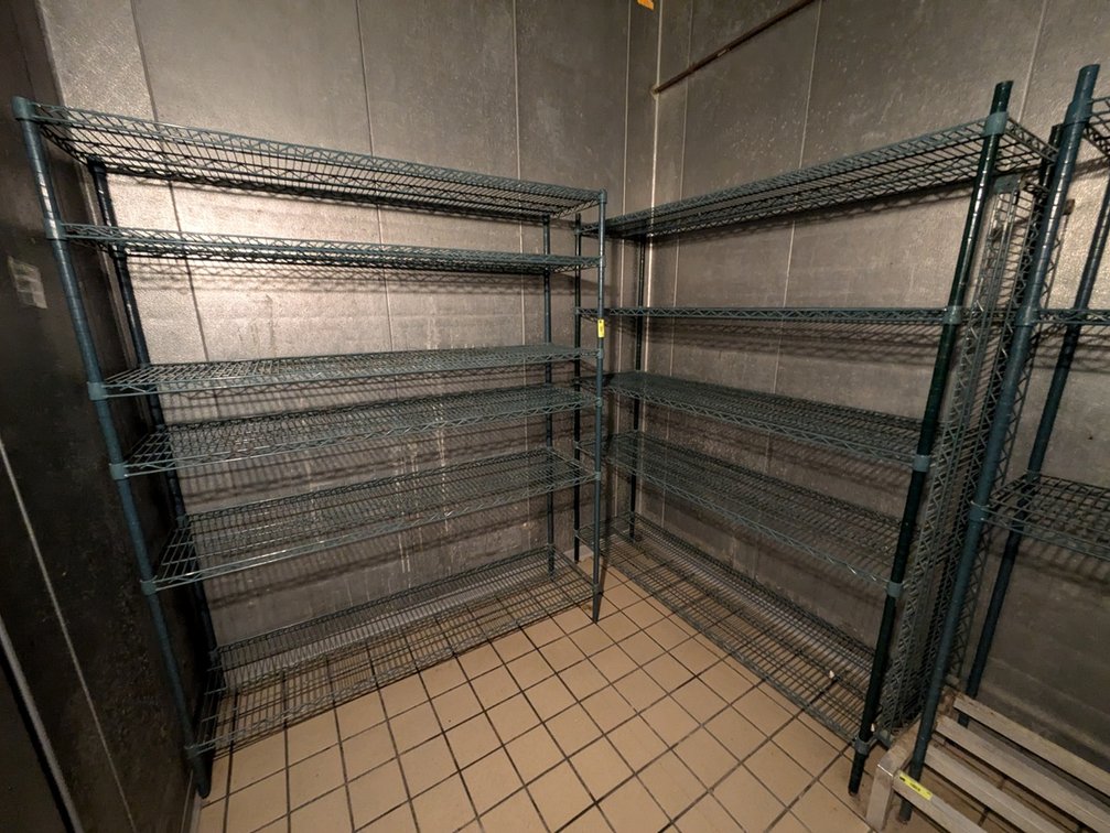 2 Wire Shelves, 60"x18"x72"