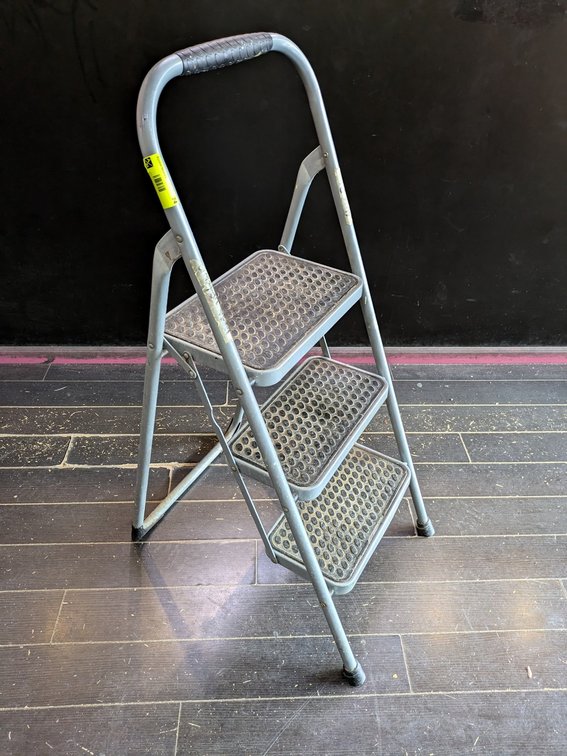 Step Ladder, 28" Top Step