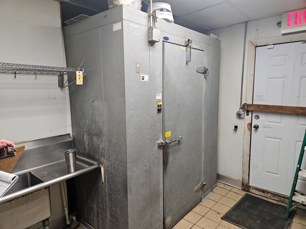 Norlake Walk In Cooler, 72"x96"x82", Compressor on Top, 1 PH